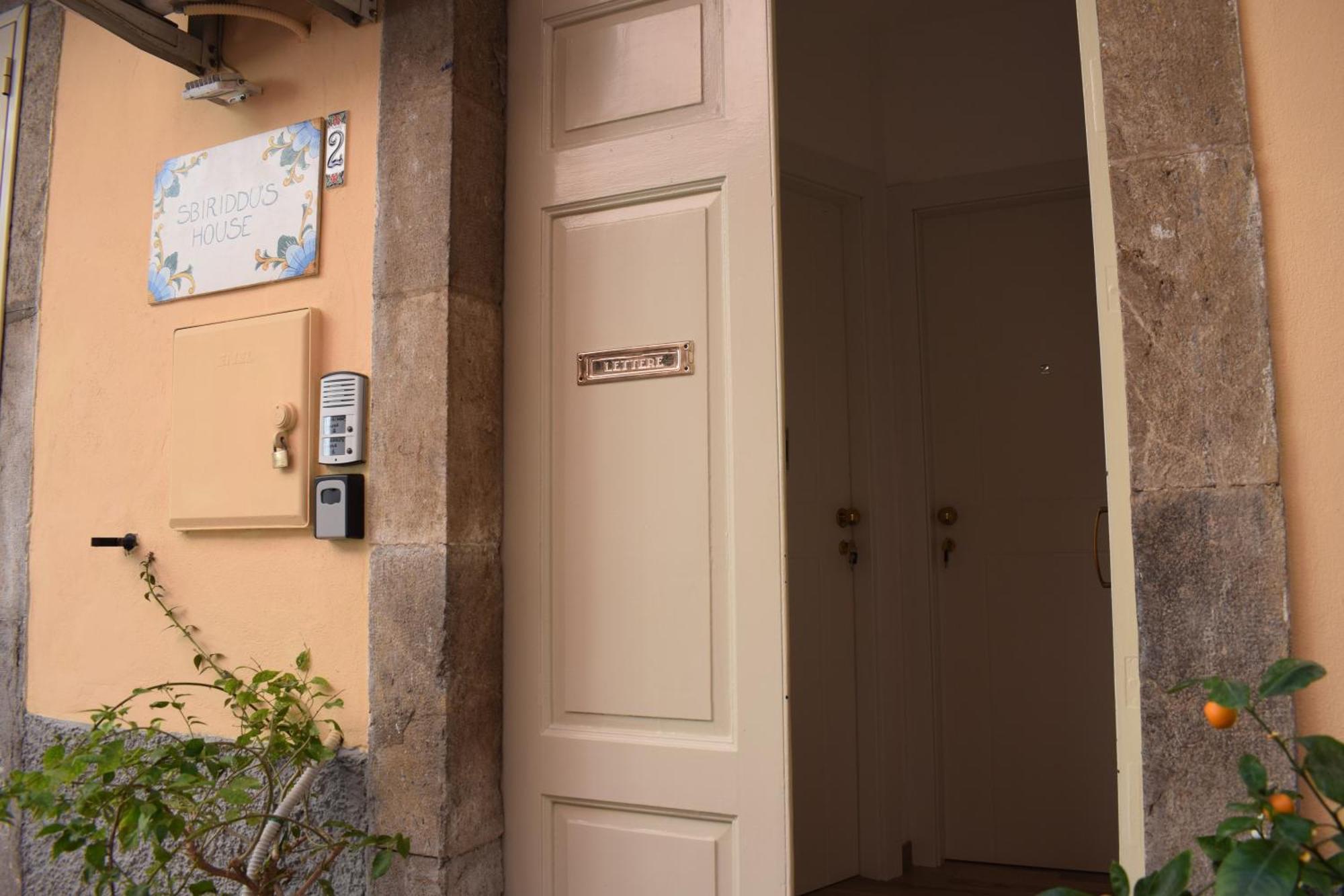 Sbiriddu'S House Apartment Таормина Екстериор снимка