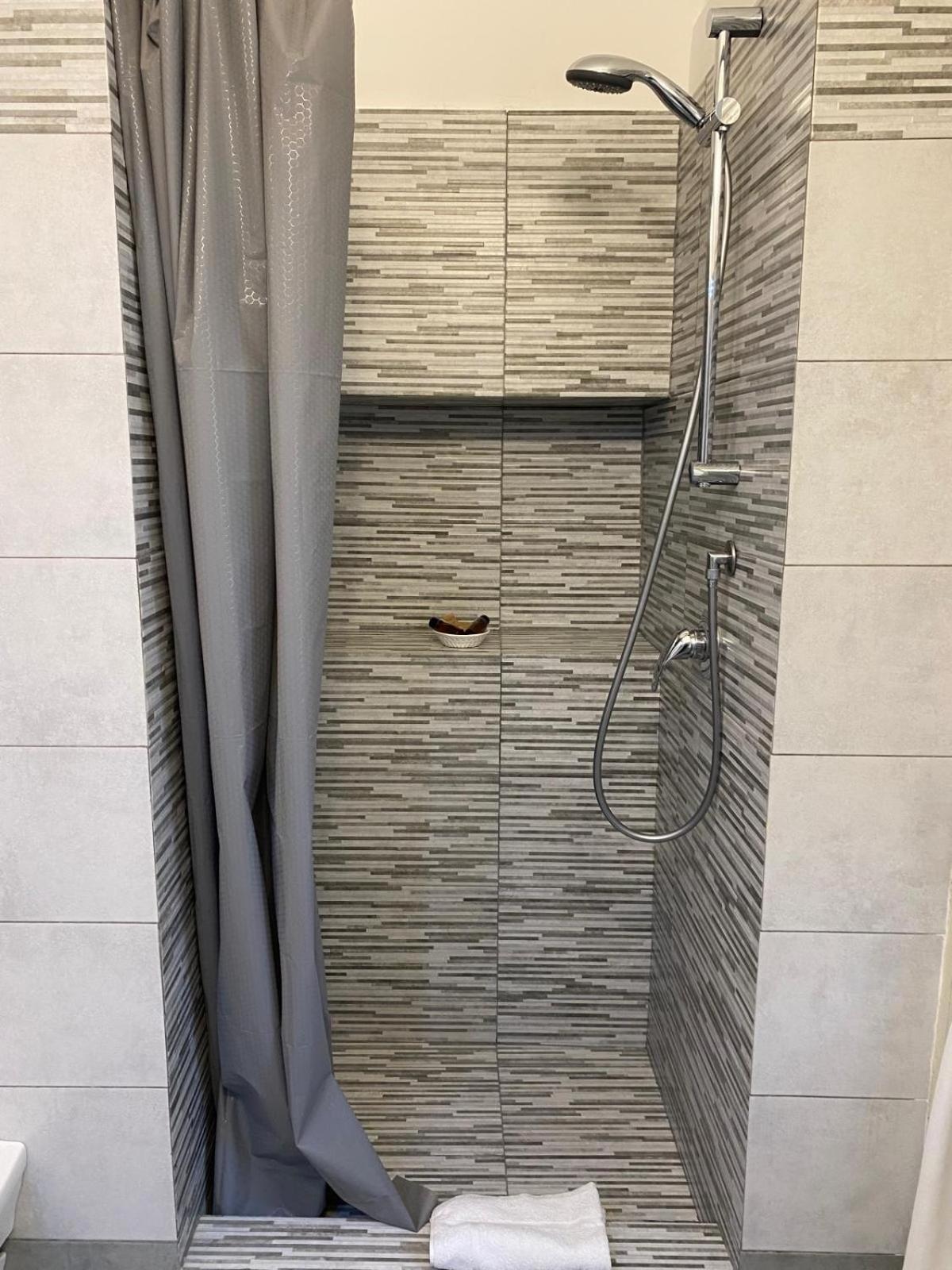 Sbiriddu'S House Apartment Таормина Екстериор снимка